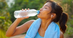 Drink voldoende water bij hitte temperaturen Persregio Dender