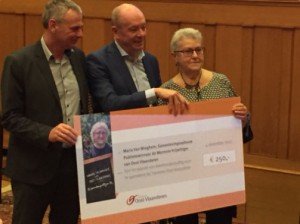 Maria Van Mieghem wint publieksprijs Warmste Vrijwilliger Oost-Vlaanderen Persregio Dender
