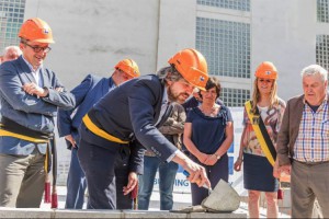 Eerste steenlegging sociaal huis Ninove 2018 Persregio Dender